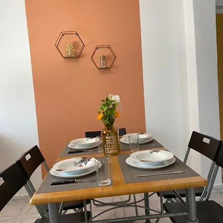 House Pollo 2 아파트 사밀
